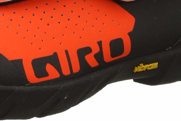 Giro Terraduro Mid Logo